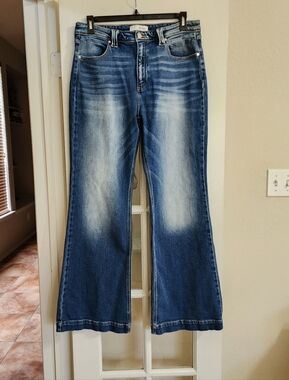 KanCan High Rise Holly Flare Jeans 15/31 KC9289M Medium Wash Stretch Denim